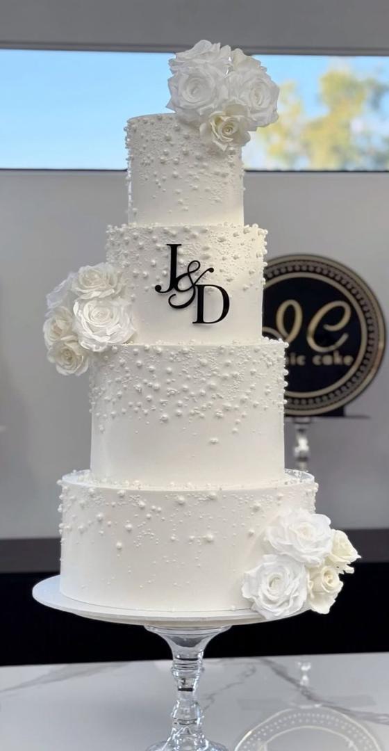Wedding & Anniversary cake by Alliance Bakery
